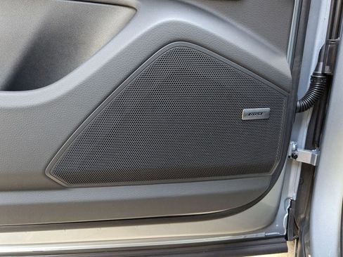 Certified 2025 Porsche Cayenne Coupe image 14