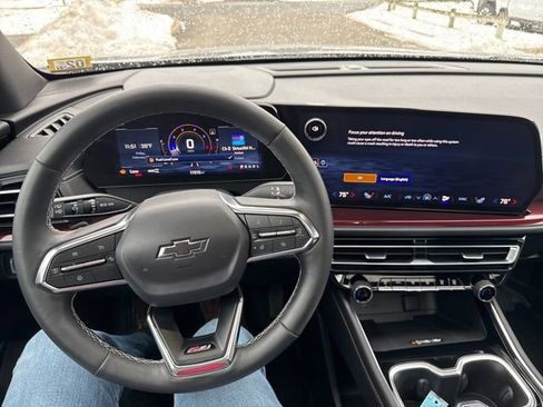 Used 2025 Chevrolet Traverse Z71 w/ Driver Confidence Package image 59