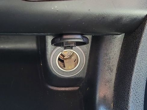 Used 2016 Dodge Charger SXT RWD image 26