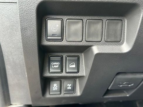 Used 2025 Nissan Frontier PRO-4X image 13