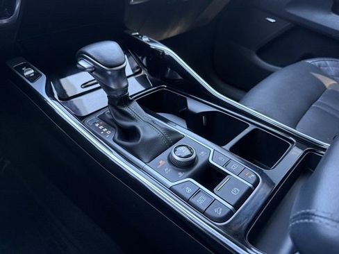 Used 2021 Kia Sorento SX Prestige image 30