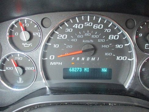 Used 2023 GMC Savana 2500 Work Van w/ Driver Convenience Package image 13