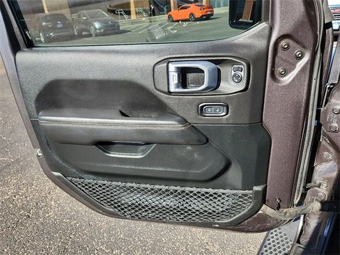 Used 2021 Jeep Wrangler Unlimited Sahara image 15