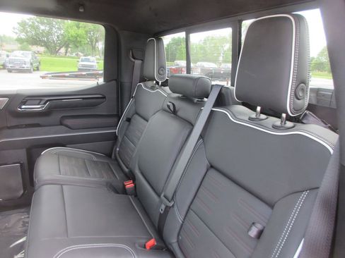 New 2026 GMC Sierra 1500 AT4X w/ LPO, Black Badging Package AWD/4WD image 13