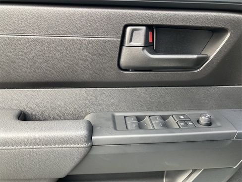 New 2026 Toyota Tundra SR image 29