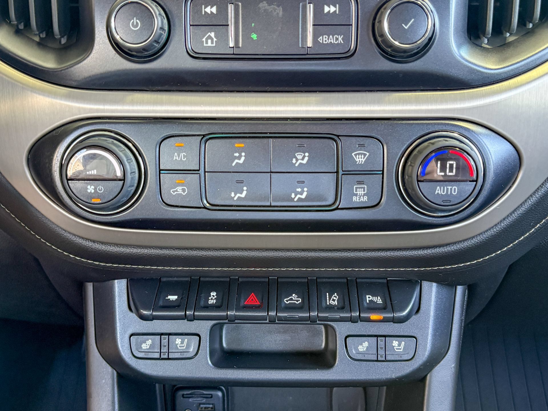 Used 2020 GMC Canyon Denali AWD/4WD image 23