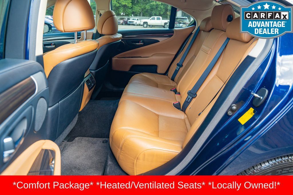 Used 2013 Lexus LS 460 AWD w/ Comfort Pkg image 18
