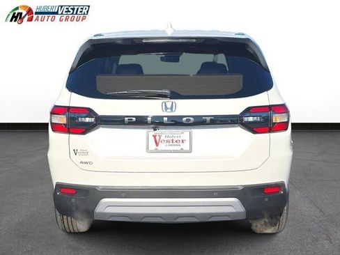 New 2025 Honda Pilot EX-L image 7