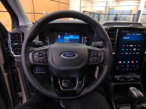 New 2025 Ford Ranger XLT image 13