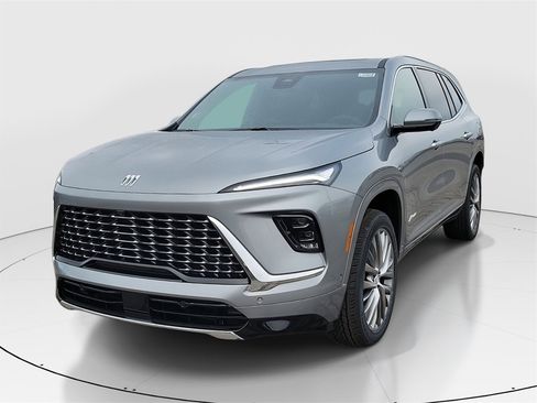New 2026 Buick Enclave Avenir w/ Super Cruise Package image 2