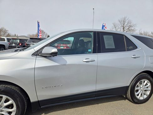 Used 2019 Chevrolet Equinox LT AWD/4WD image 9