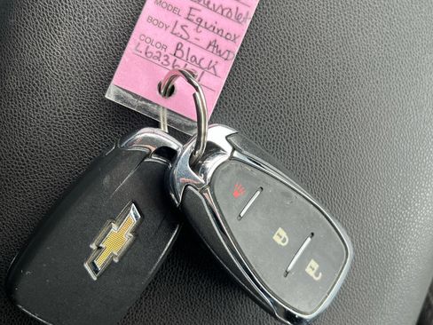 Used 2020 Chevrolet Equinox LS image 20