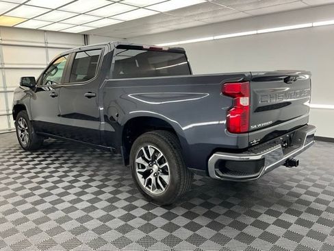 Used 2023 Chevrolet Silverado 1500 LT AWD/4WD image 17