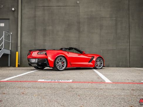 Used 2015 Chevrolet Corvette Z06 w/ 2LZ Preferred Equipment Group image 21