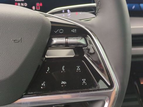 Certified 2026 Cadillac Vistiq Premium Luxury AWD/4WD image 15