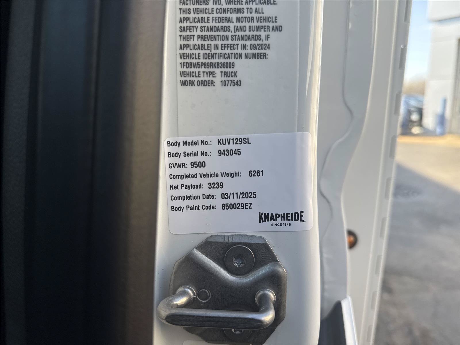 Used 2024 Ford Transit 350 w/ Interior Upgrade Package RWD image 15