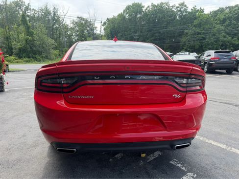 Used 2018 Dodge Charger R/T RWD image 7