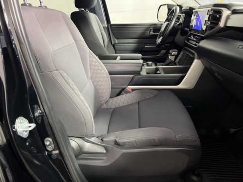 Used 2022 Toyota Tundra SR5 AWD/4WD image 28