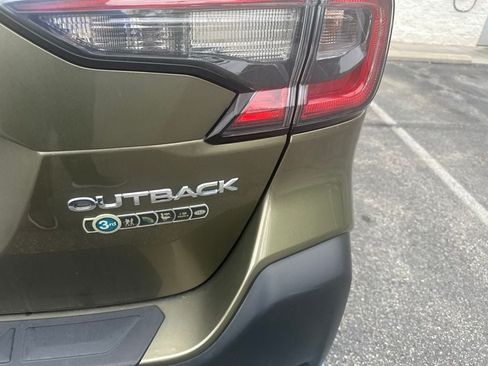 Used 2024 Subaru Outback Premium w/ Popular Package #1A AWD/4WD image 7