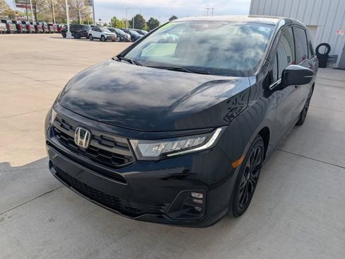 Used 2025 Honda Odyssey Sport-L image 31
