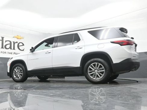 Used 2023 Chevrolet Traverse LT FWD image 59