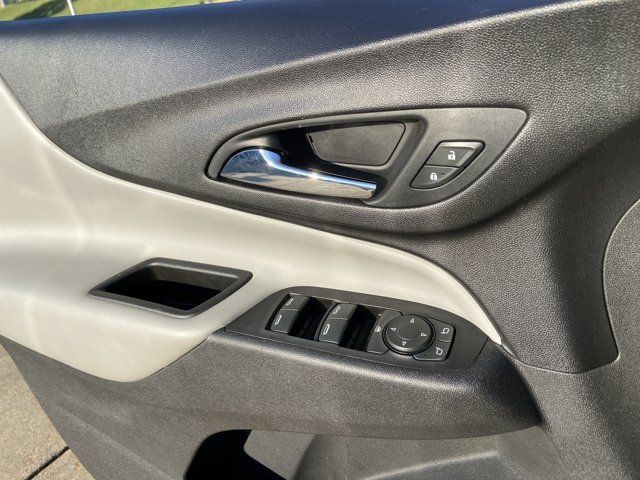 Used 2020 Chevrolet Equinox LS FWD image 47