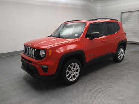 Used 2020 Jeep Renegade Sport w/ Sport Appearance Group AWD/4WD image 2