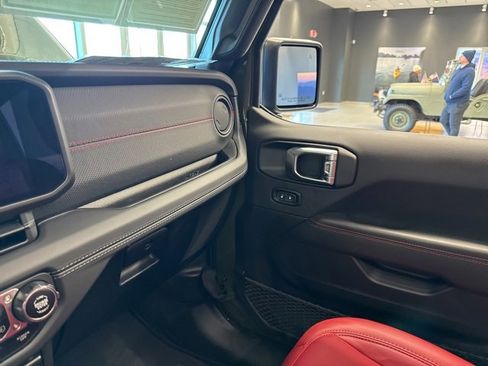 Used 2024 Jeep Wrangler Unlimited Rubicon 392 image 24