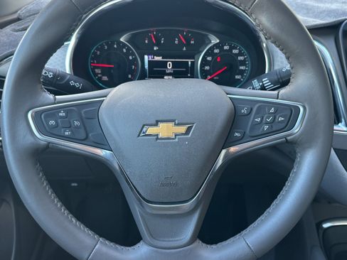 Used 2018 Chevrolet Malibu LT image 21