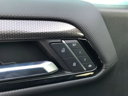 Certified 2023 Chevrolet Silverado 1500 ZR2 image 40