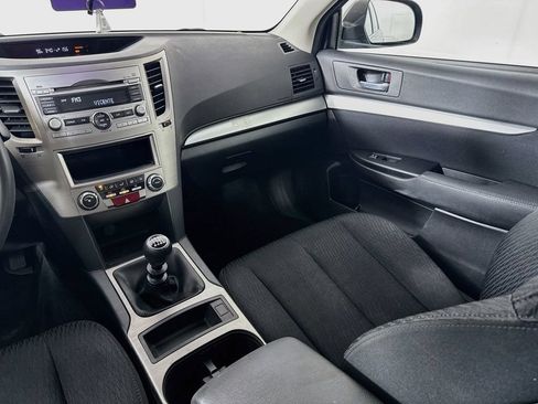 Used 2011 Subaru Outback 2.5i AWD/4WD image 25
