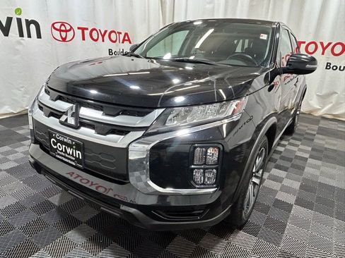 Used 2024 Mitsubishi Outlander Sport SE image 3