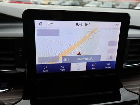 Used 2024 Ford Explorer Limited image 39