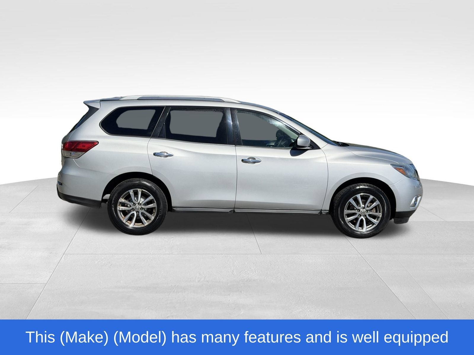 Used 2016 Nissan Pathfinder SV AWD/4WD image 10