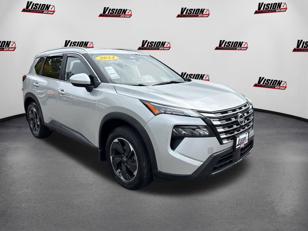 Certified 2024 Nissan Rogue SV w/ SV Premium Package AWD/4WD image 2