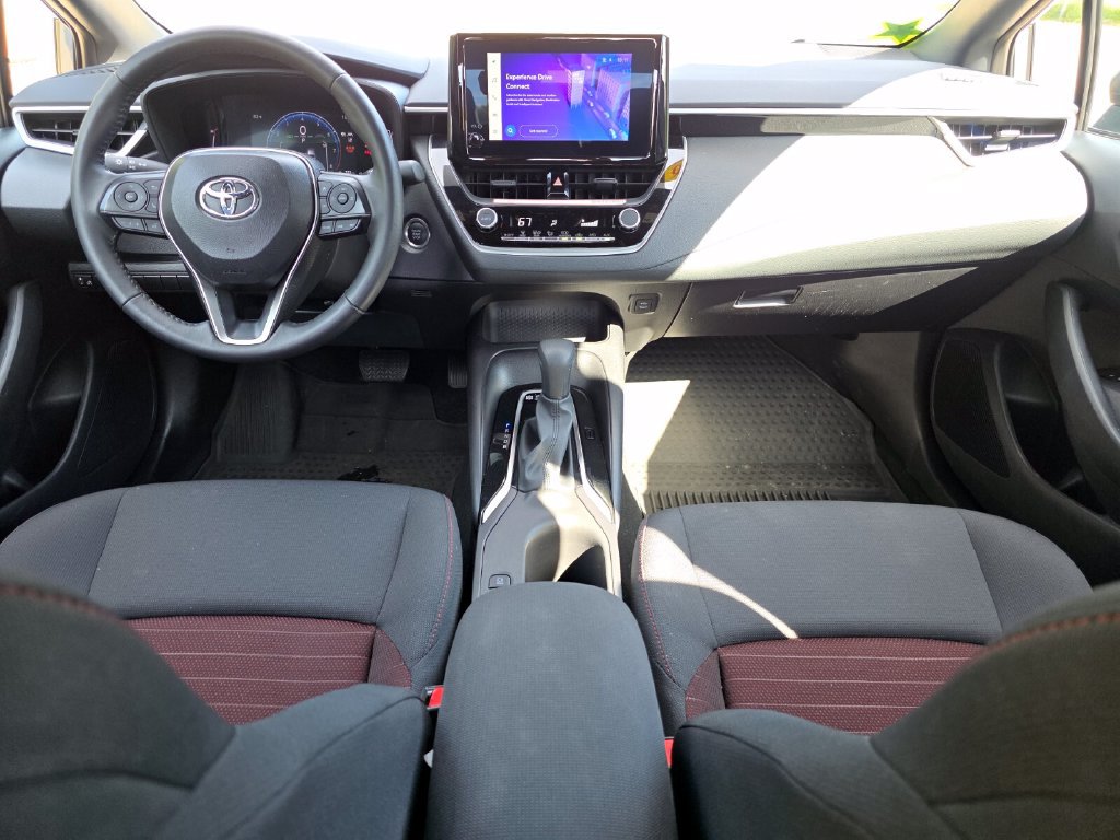 Used 2026 Toyota Corolla SE FWD image 5