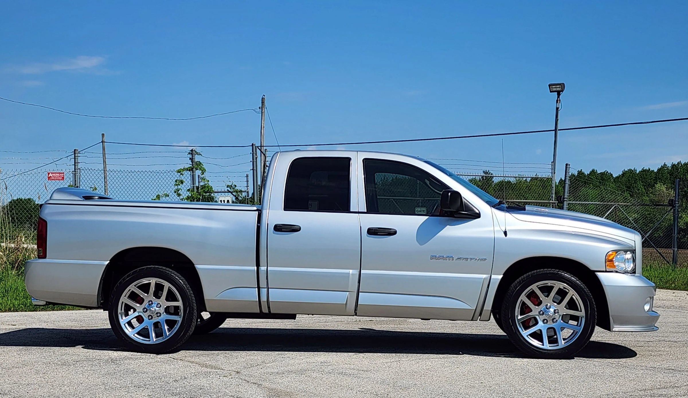 Used 2005 Dodge Ram 1500 Truck 2WD Quad Cab image 10