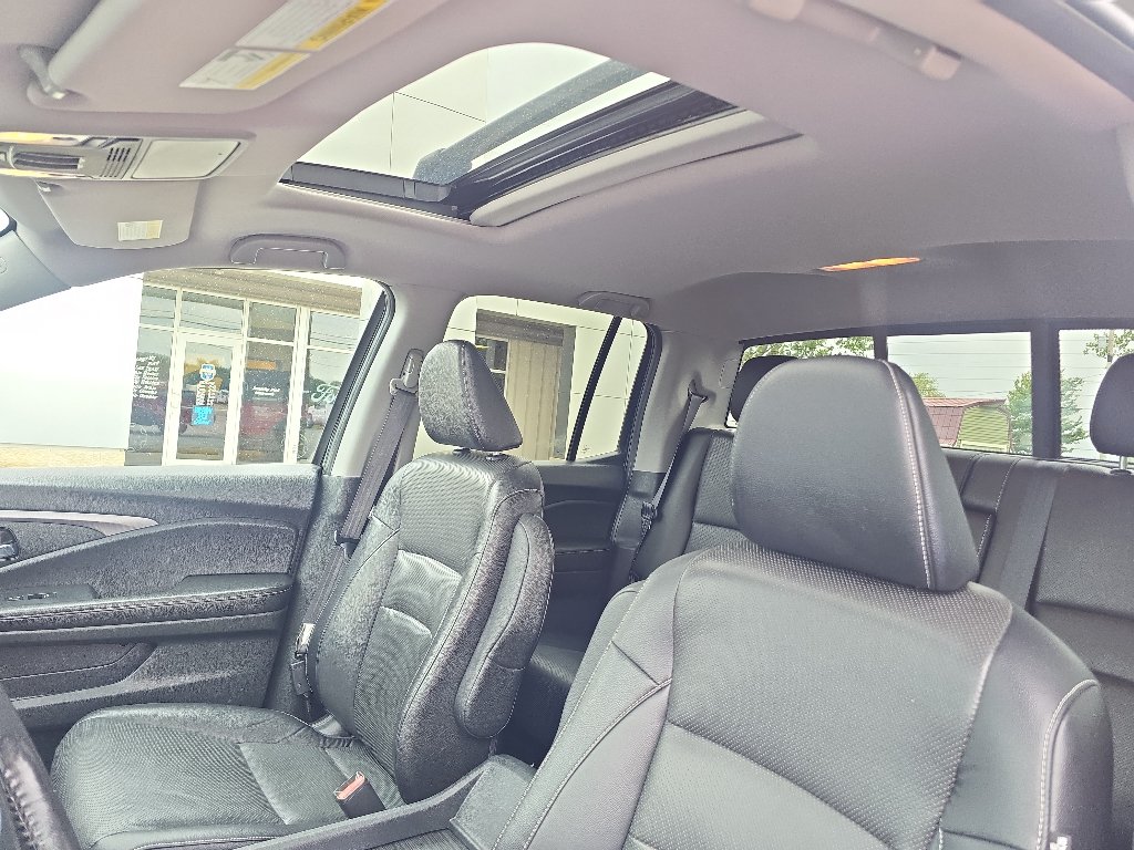 Used 2023 Honda Ridgeline RTL-E image 12
