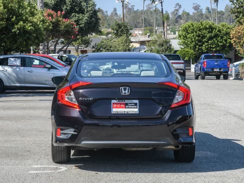 Used 2018 Honda Civic LX image 8