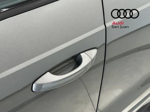 Used 2024 Audi Q3 2.0T Premium Plus w/ Premium Plus Package AWD/4WD image 9
