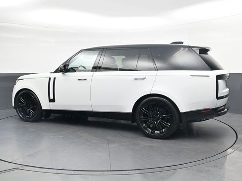 Used 2023 Land Rover Range Rover Long Wheelbase SE AWD/4WD image 6