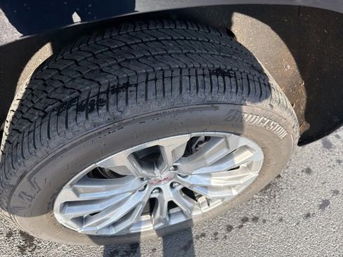 Used 2022 GMC Yukon Denali image 21