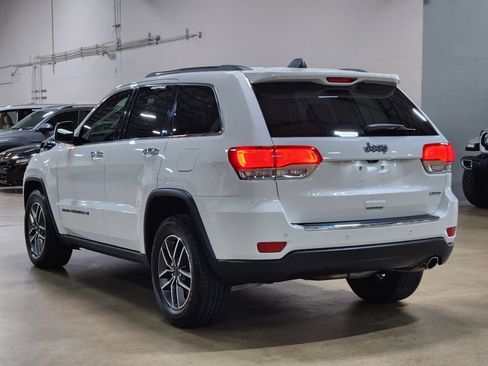 Used 2022 Jeep Grand Cherokee Limited RWD image 11