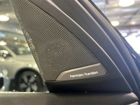 Used 2023 BMW X3 xDrive30i w/ Premium Package image 21