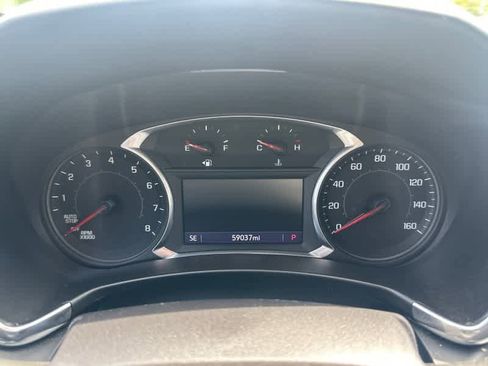 Used 2019 Chevrolet Equinox Premier FWD image 23
