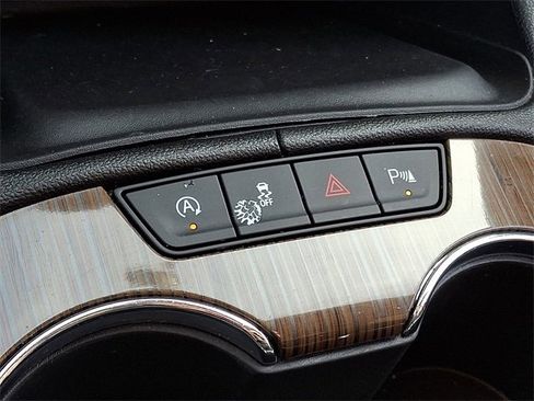 Used 2023 GMC Acadia SLE w/ Driver Convenience Package image 26