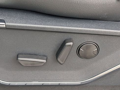 New 2024 Ford F250 Lariat w/ Lariat Ultimate Package image 21