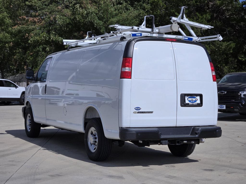 Used 2025 Chevrolet Express 2500 Extended w/ Communications Package RWD image 5