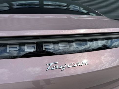 Used 2025 Porsche Taycan image 12