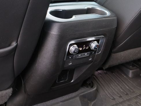 Certified 2022 GMC Yukon XL Denali AWD/4WD image 25